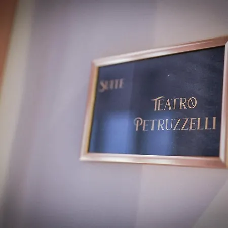 לינה וארוחת בוקר Antica Boutique