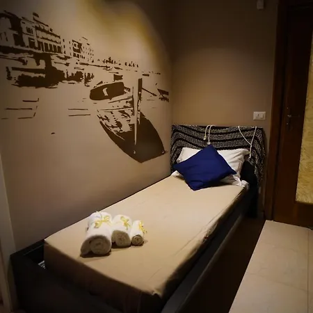 Antica Boutique לינה וארוחת בוקר בארי