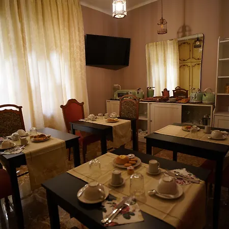 Antica Boutique בארי