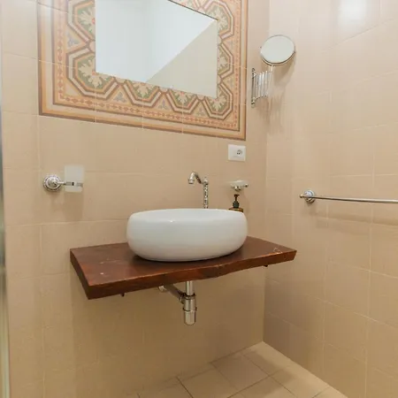 Antica Boutique فندق مبيت وإفطار باري