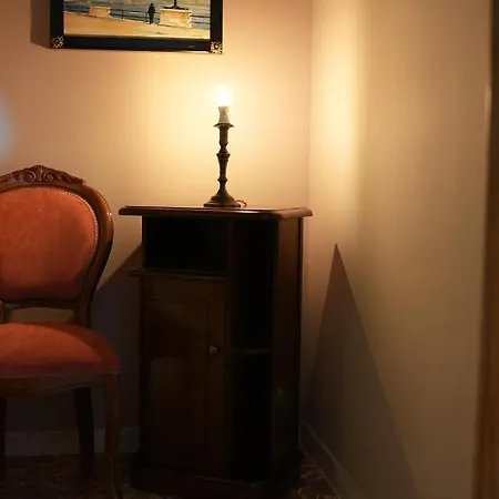 Antica Boutique Bed & Breakfast *