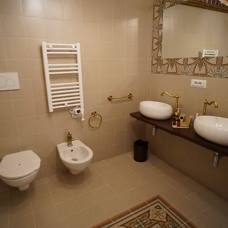 Antica Boutique 巴里