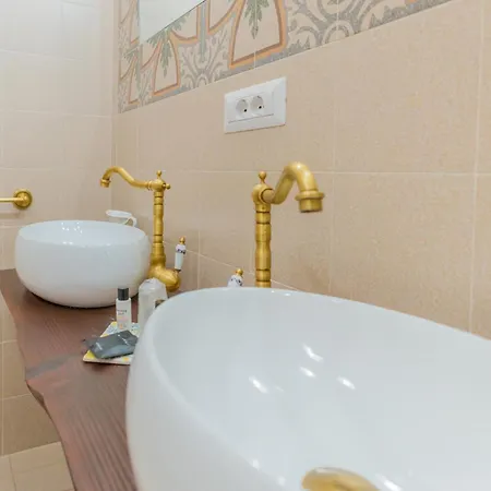 فندق مبيت وإفطار Antica Boutique 4*