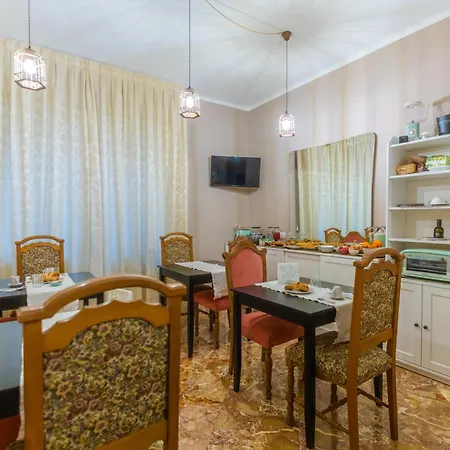 Antica Boutique فندق مبيت وإفطار باري